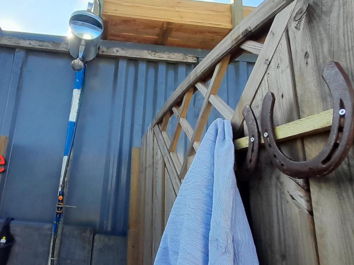 De Huifkar, Trekkershut Bij Sneek Hotel Hommerts Kültér fotó